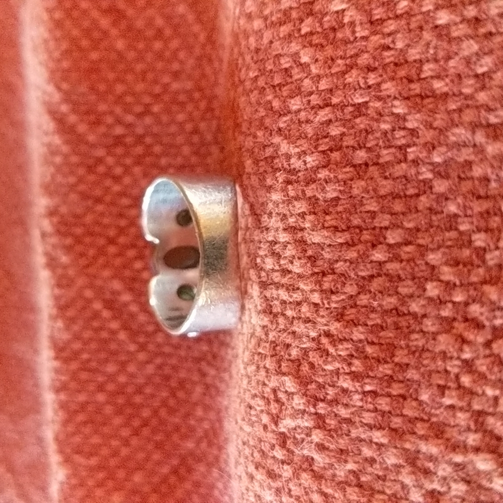 Vintage Silver and Green Stone Ring. Sz 8. - Picture 4 of 7